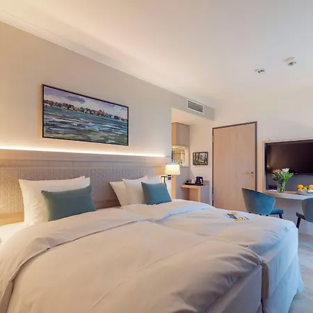 فندق Seehotel Zarrentin