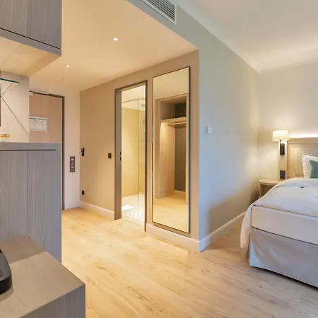 Otel Seehotel Zarrentin Zarrentin am Schaalsee