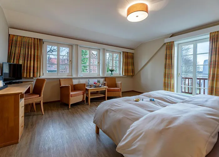 Seehotel Zarrentin 4*